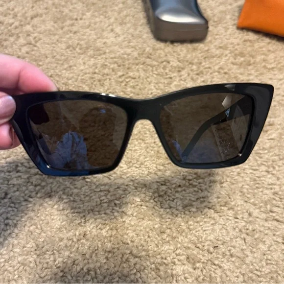 Yves Saint Lauren Mica Black Cat-Eye Sunglasses with Case - Picture 2 of 4